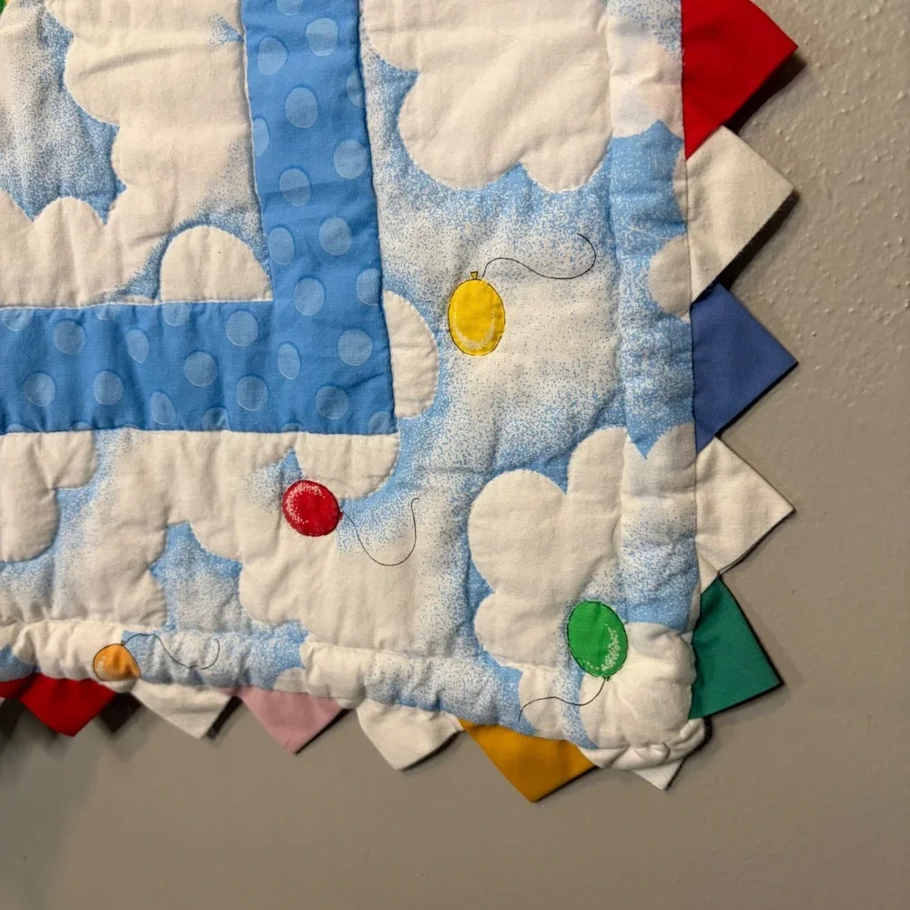 Handmade Vintage Baby Quilt Bunny Puppy Balloons Prairie Point Edge 32x38